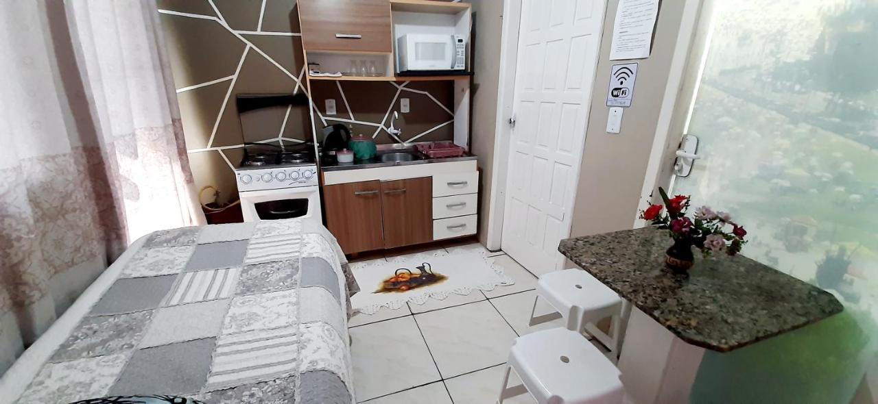 Kitnet K1 Em Torres-Rs - Na Mais Bela Praia Gaucha - Cozinha - Banheiro - Ar Condicionado - Smart Tv 32' - Wi-Fi - Anfitria Superhost No Bnb Buitenkant foto