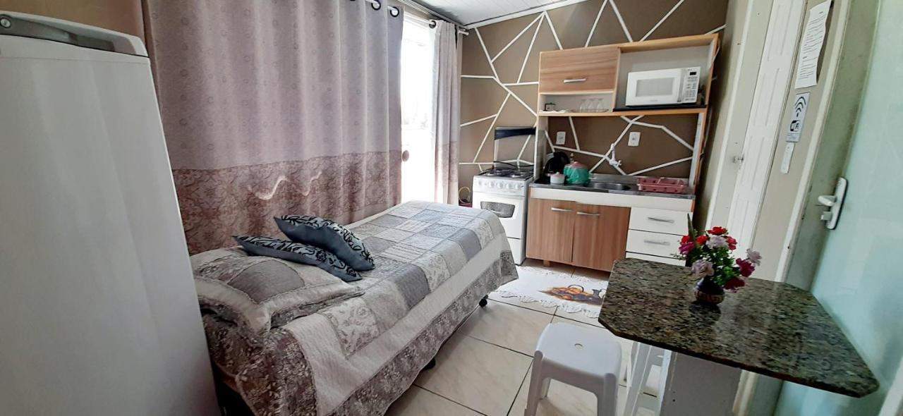 Kitnet K1 Em Torres-Rs - Na Mais Bela Praia Gaucha - Cozinha - Banheiro - Ar Condicionado - Smart Tv 32' - Wi-Fi - Anfitria Superhost No Bnb Buitenkant foto