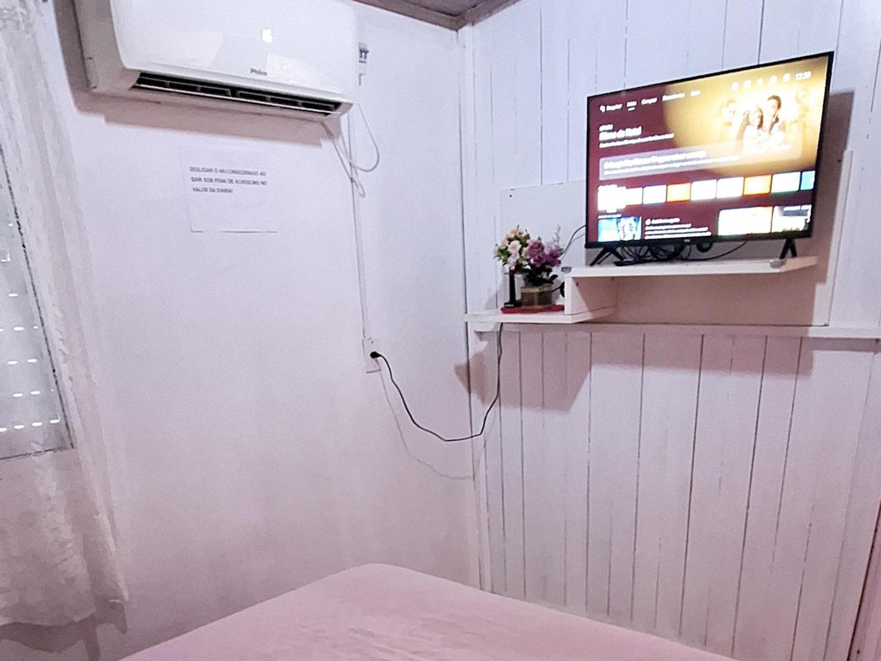 Kitnet K1 Em Torres-Rs - Na Mais Bela Praia Gaucha - Cozinha - Banheiro - Ar Condicionado - Smart Tv 32' - Wi-Fi - Anfitria Superhost No Bnb Buitenkant foto